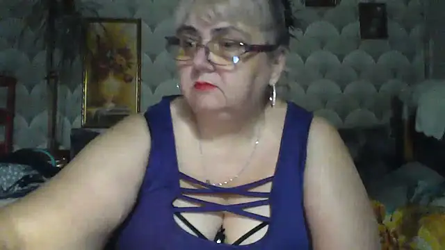 MarinaFarina53 online show from July 3, 2026, 6:20 am