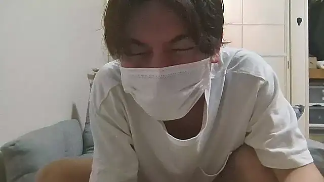 Shun-3721 online show from June 1, 2026, 1:35 pm