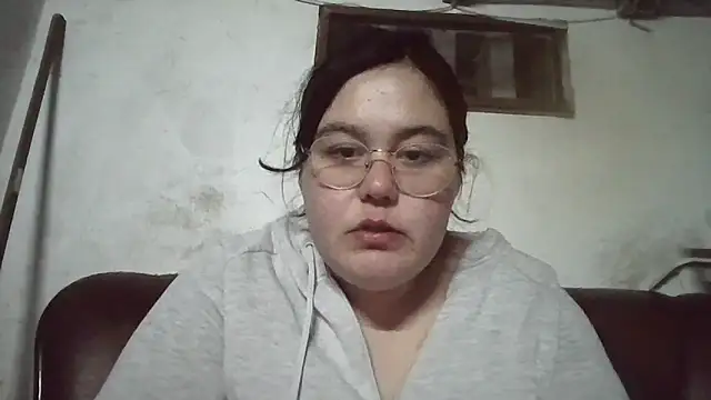 BUNNYMILA69 online show from May 20, 2026, 10:05 pm