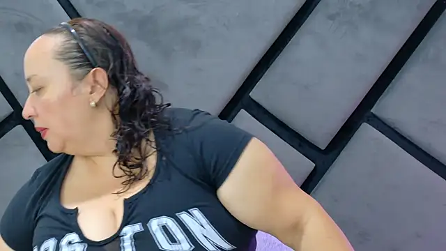 Natasha2603 online show from July 8, 2026, 9:19 pm