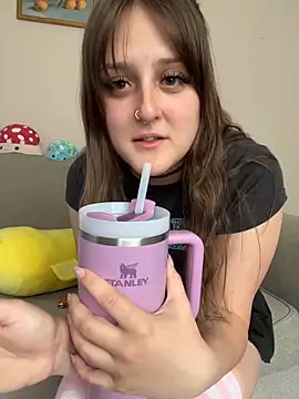 Hazel Haze online show from May 18, 2026, 1:28 pm