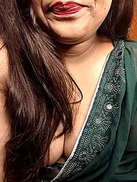 Trending-Desigirls online show from July 24, 2026, 3:10 pm