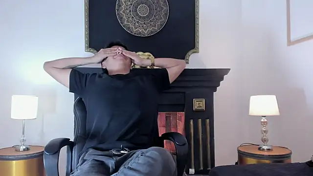 maximo 1 online show from June 12, 2026, 3:55 pm