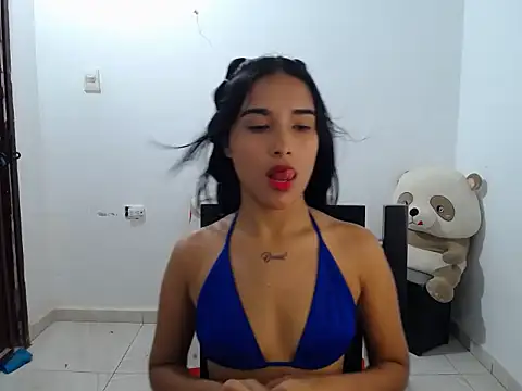 Chicasenxual online show from June 2, 2026, 3:25 pm