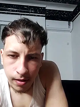 Snapshot of Bigi_ chatting on May 8, 2026, 10:37 pm Bigi online show from May 8, 2026, 10:37 pm