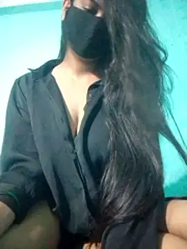 Cute-Ishita online show from June 13, 2026, 7:12 pm