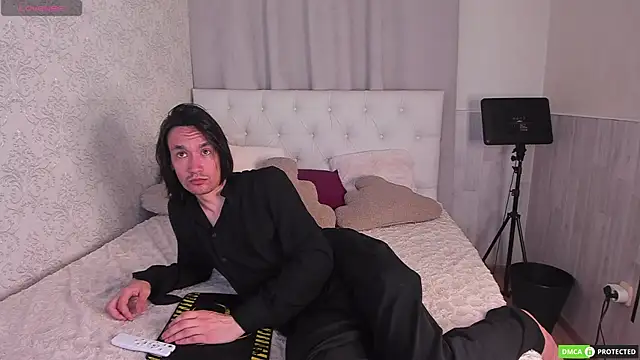 CalvinChapman online show from July 4, 2026, 3:13 am
