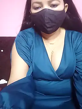 Cute-Sweety online show from May 26, 2026, 8:32 am