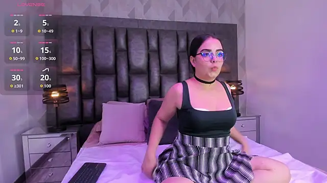 LunaHall online show from May 24, 2026, 7:52 pm