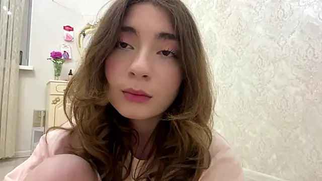 Rosie Sweety online show from July 1, 2026, 7:13 pm