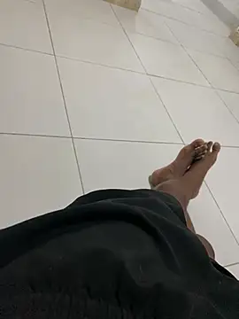 xxxmartinsy online show from June 19, 2026, 12:48 am