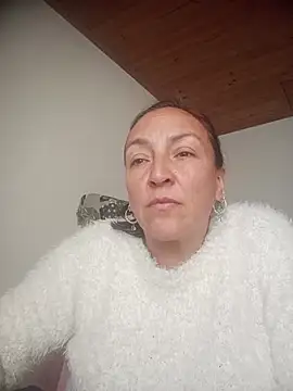 dangerous milf online show from July 16, 2026, 5:08 pm