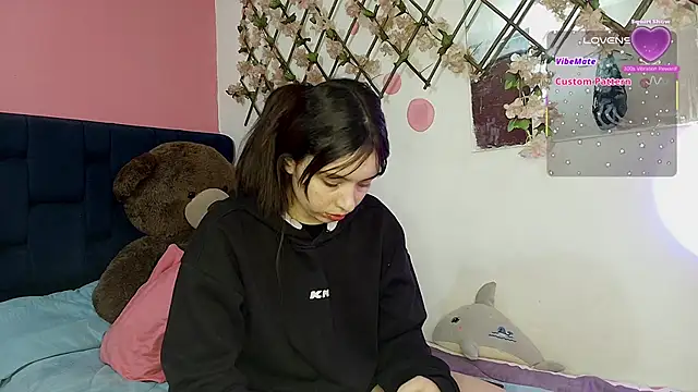 duke fucks online show from June 16, 2026, 2:14 am