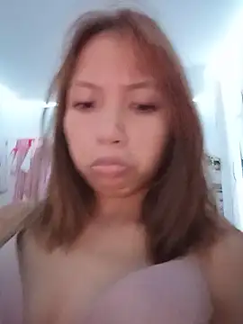 sweetpinayxxx online show from June 1, 2026, 6:20 pm