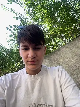 JessyAdoryx online show from June 29, 2026, 11:21 am