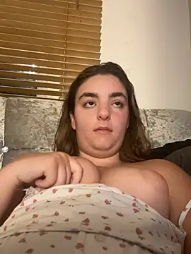 LexiXXoo online show from June 24, 2026, 9:58 pm