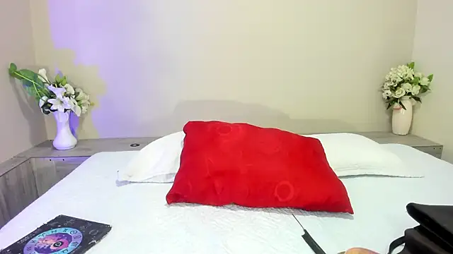 thamiina   online show from June 27, 2026, 6:46 pm