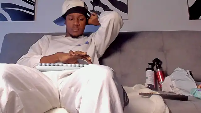 Snapshot of Drake_Wit1 chatting on June 17, 2026, 11:45 am Drake Wit1 online show from June 17, 2026, 11:45 am