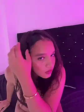 Mariana swe online show from May 13, 2026, 8:16 pm
