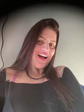 sweet milenaa online show from June 3, 2026, 7:19 pm