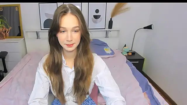 Baby Dana1 online show from May 12, 2026, 3:53 pm