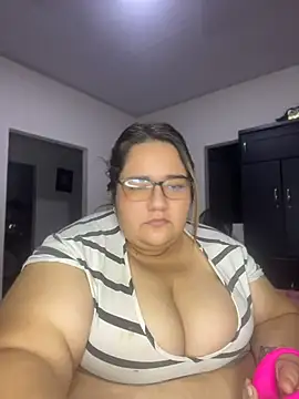 marianacooper1234 online show from July 9, 2026, 4:27 am