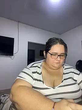 marianacooper1234 online show from July 11, 2026, 2:03 am