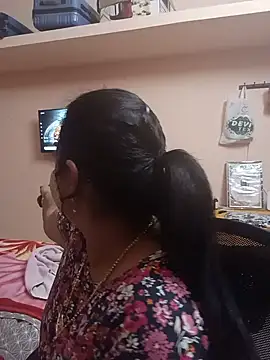 pirainilla online show from July 3, 2026, 5:08 pm