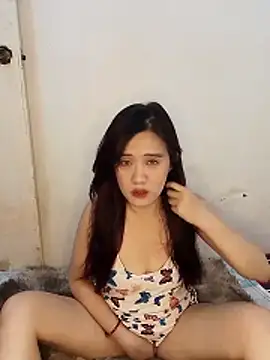 sweetmiyukiki online show from May 28, 2026, 10:12 am