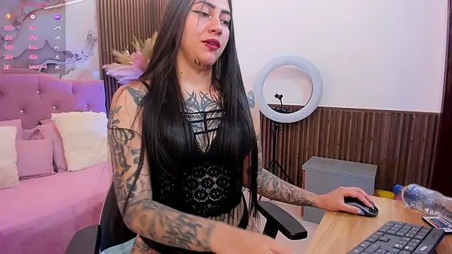 Kiara tay online show from July 11, 2026, 3:31 am