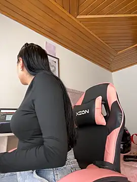 BaByBooo69 online show from May 20, 2026, 1:06 pm