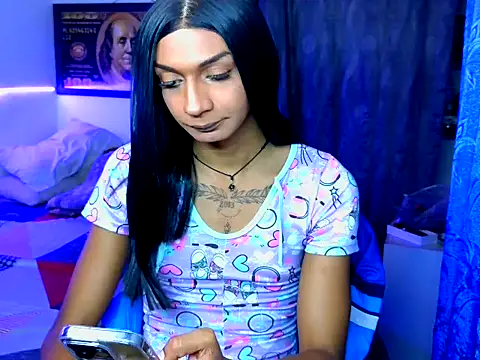 Alexxasexy online show from May 19, 2026, 8:04 pm