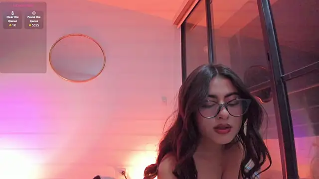 imsofia dy online show from May 25, 2026, 11:55 pm
