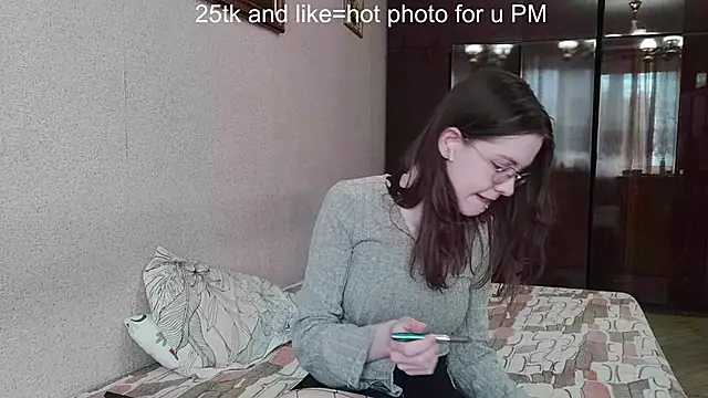 SeXLenaX online show from May 28, 2026, 2:58 pm