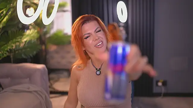 Snapshot of CamillaStarrX chatting on July 3, 2026, 6:47 pm CamillaStarrX online show from July 3, 2026, 6:47 pm