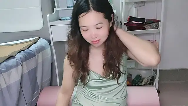 F-Yingying online show from May 22, 2026, 3:28 pm