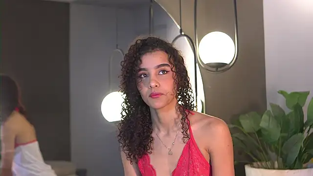 SeleneMous online show from May 19, 2026, 12:22 pm