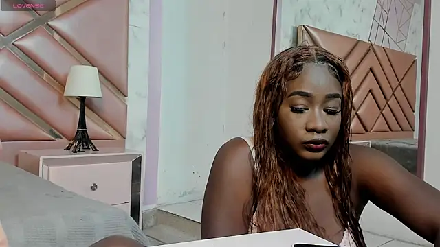 SophiaScottX online show from May 21, 2026, 11:39 am