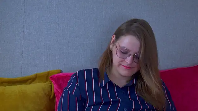 AlexaAvery online show from July 11, 2026, 6:27 am