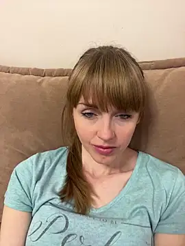 Kamilochka29511 online show from May 18, 2026, 6:08 am