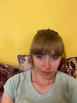 Kamilochka29511 online show from May 24, 2026, 7:24 am