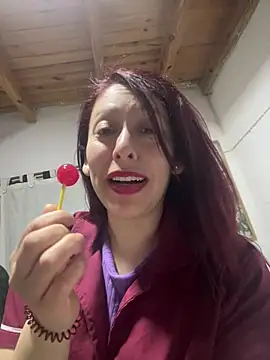 LacoloVCp online show from August 6, 2026, 11:06 pm