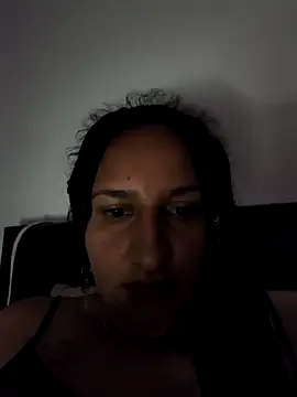 CAROLINA--04 online show from May 28, 2026, 2:53 am