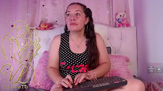 BLONDIE TATIS online show from July 14, 2026, 5:18 pm