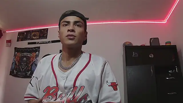 Fenix hardcock online show from May 27, 2026, 3:53 pm