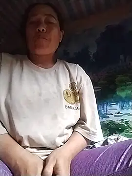 Caily-ly online show from June 6, 2026, 3:22 am