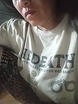 Caily-ly online show from June 14, 2026, 1:57 pm