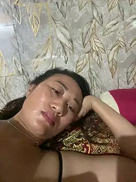Linda-babyy online show from May 15, 2026, 3:08 pm