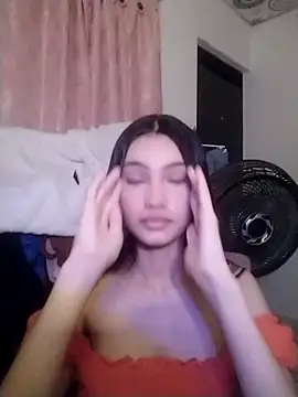 Snapshot of _BellaCute_ chatting on July 9, 2026, 5:55 am BellaCute online show from July 9, 2026, 5:55 am