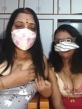 Snapshot of Kannada_telugu_lesbians chatting on June 13, 2026, 4:05 pm Kannada telugu lesbians online show from June 13, 2026, 4:05 pm